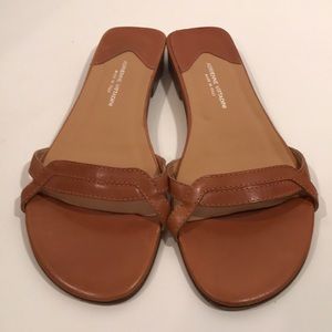 Adrienne Vittadini Tan/Cognac Flat Sandals sz 8.5